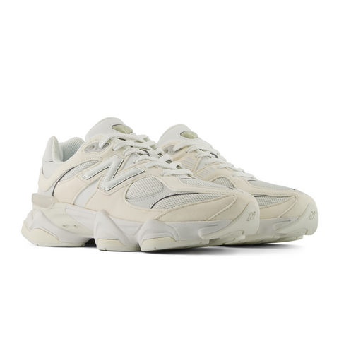 9060 Beige | Reflection