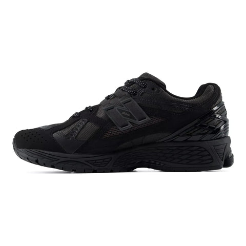 U19061OP Black | Black Cement